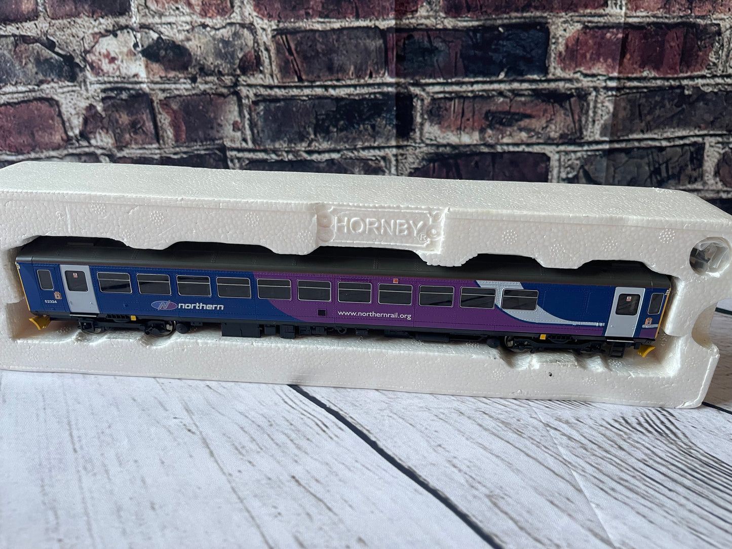 HORNBY R2757X NORTHERN RAIL CLASS 153 DMU DCC SOUND