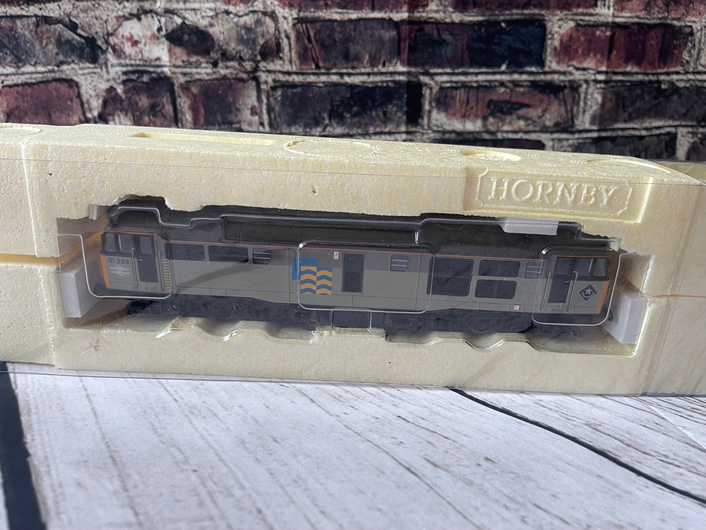 Hornby R2803XS BR Class 31 Sub Sector Livery DCC Sound Fitted