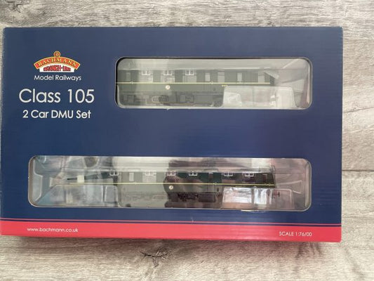 00 Guage Bachmann -31-536 - Class 105 DMU Power Twin BR -Green with speed whiskers -8 DCC