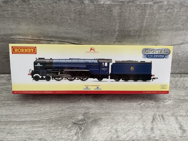 Hornby R3245TTS Class A1 Peppercorn 4-6-2 "Tornado" in BR Blue (as running on mainline) - TTS Sound fitted