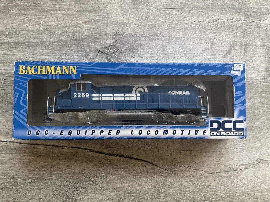 Bachmann 60702 HO GP 35 Diesel Loco DCC Equipped & Ready ConRail #2269